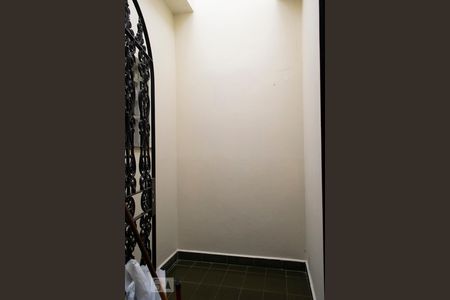 Casa à venda com 3 quartos, 200m² em Vila Santa Maria, São Paulo