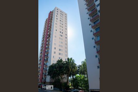 Apartamento à venda com 60m², 2 quartos e 1 vagaFachada