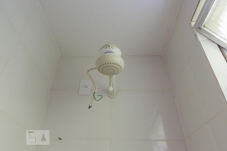 Banheiro de apartamento para alugar com 1 quarto, 50m² em Taquara, Rio de Janeiro