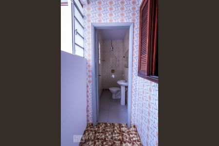 Corredor do Banheiro de casa à venda com 1 quarto, 120m² em Chácara Belenzinho, São Paulo