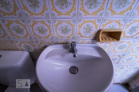 Casa à venda com 120m², 1 quarto e 1 vaga Casa à venda com 120m², 1 quarto e 1 vagaBanheiro