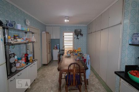 Casa à venda com 300m², 3 quartos e 3 vagasCozinha