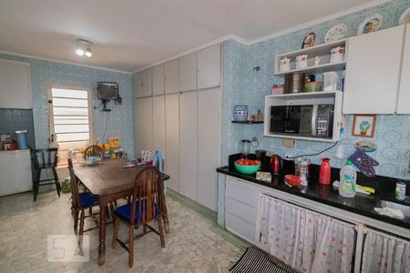 Casa à venda com 300m², 3 quartos e 3 vagasCozinha