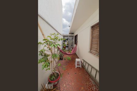 Casa à venda com 300m², 3 quartos e 3 vagasCorredor