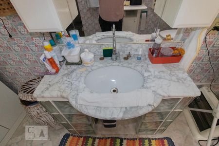 Banheiro de casa à venda com 3 quartos, 300m² em Vila Isolina Mazzei, São Paulo