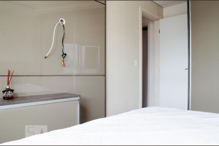 Quarto de apartamento à venda com 2 quartos, 67m² em Novo Mundo, Curitiba