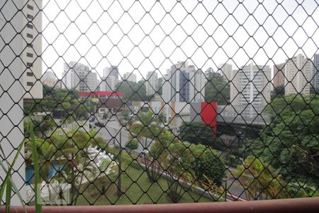 Vista da sala de apartamento para alugar com 2 quartos, 65m² em Vila Andrade, São Paulo