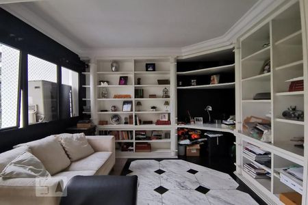 Apartamento para alugar com 230m², 3 quartos e 4 vagas Apartamento para alugar com 230m², 3 quartos e 4 vagasSala TV