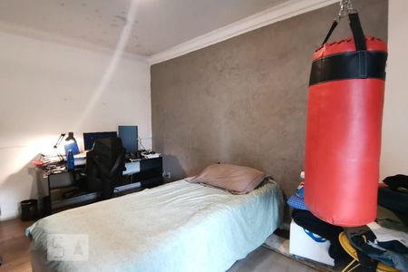 Apartamento para alugar com 230m², 3 quartos e 4 vagas Apartamento para alugar com 230m², 3 quartos e 4 vagasQuarto