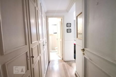 Apartamento para alugar com 230m², 3 quartos e 4 vagas Apartamento para alugar com 230m², 3 quartos e 4 vagasDetalhe