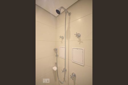 Detalhe do Banheiro de kitnet/studio à venda com 1 quarto, 48m² em Real Parque, São Paulo