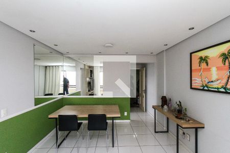 Sala de apartamento para alugar com 2 quartos, 52m² em Jardim Angela (zona Leste), São Paulo