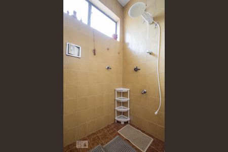 Casa à venda com 158m², 3 quartos e 2 vagas Casa à venda com 158m², 3 quartos e 2 vagasBanheiro 2