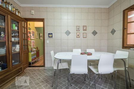 Casa à venda com 158m², 3 quartos e 2 vagas Casa à venda com 158m², 3 quartos e 2 vagasCozinha