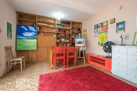 Casa à venda com 158m², 3 quartos e 2 vagas Casa à venda com 158m², 3 quartos e 2 vagasSalão de Festas