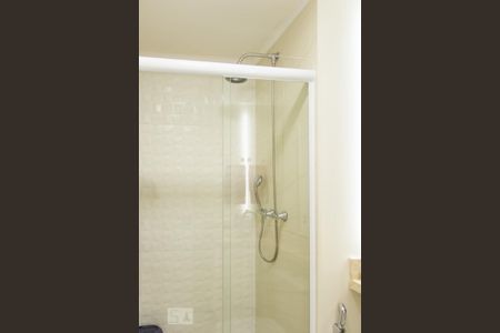 Banheiro Social de apartamento à venda com 2 quartos, 49m² em Campestre, São Caetano do Sul