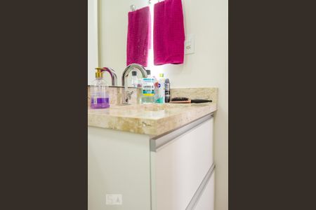 Banheiro Social de apartamento à venda com 2 quartos, 49m² em Campestre, São Caetano do Sul