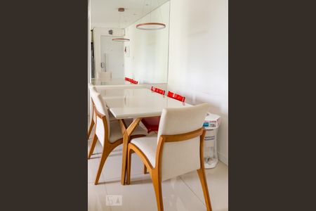 Sala de apartamento à venda com 2 quartos, 49m² em Campestre, São Caetano do Sul