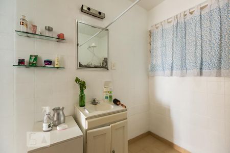 Apartamento para alugar com 80m², 2 quartos e sem vagaBanheiro