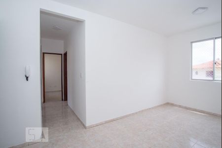 Sala de apartamento para alugar com 3 quartos, 60m² em Parque Copacabana, Belo Horizonte