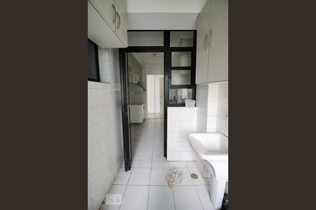 Apartamento para alugar com 75m², 3 quartos e 2 vagasBanheiro