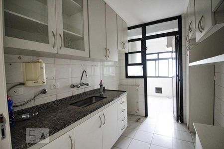 Apartamento para alugar com 75m², 3 quartos e 2 vagasCozinha