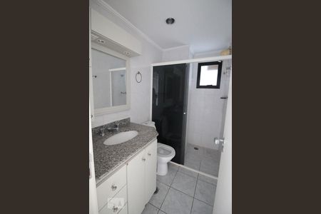 Apartamento para alugar com 75m², 3 quartos e 2 vagasBanheiro