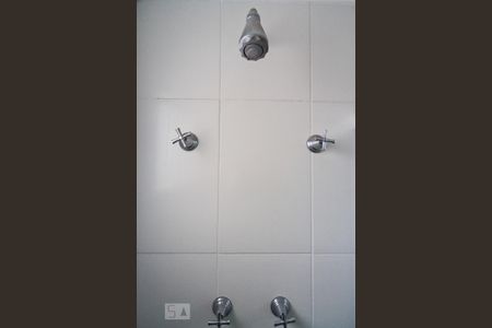 Apartamento à venda com 53m², 2 quartos e 3 vagas Apartamento à venda com 53m², 2 quartos e 3 vagasBanheiro