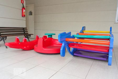 Apartamento à venda com 53m², 2 quartos e 3 vagas Apartamento à venda com 53m², 2 quartos e 3 vagasÁrea Comum - Playground