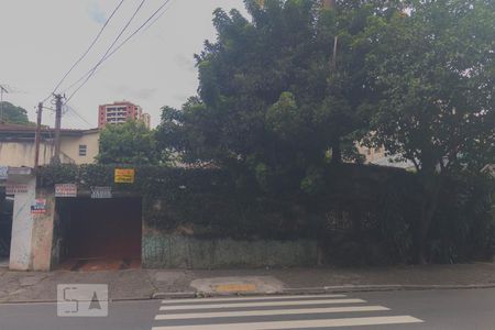 Casa à venda com 200m², 2 quartos e 6 vagasFachada