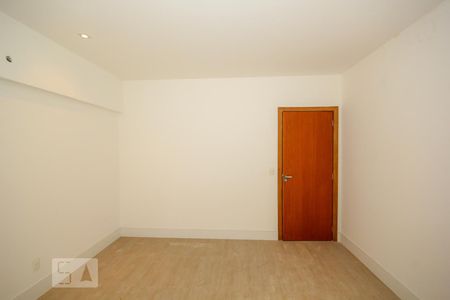 Quarto 1 de apartamento para alugar com 5 quartos, 320m² em Copacabana, Rio de Janeiro