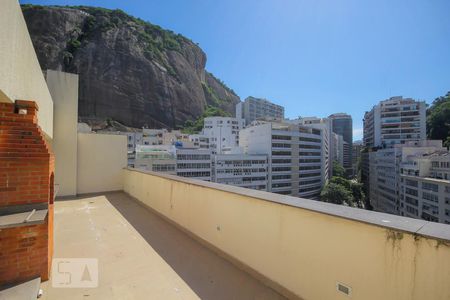 Apartamento à venda com 320m², 5 quartos e 1 vaga Apartamento à venda com 320m², 5 quartos e 1 vagaÁrea da Churrasqueira
