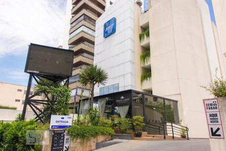 Studio à venda com 44m², 1 quarto e 1 vaga Studio à venda com 44m², 1 quarto e 1 vagaFachada