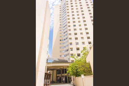 Studio à venda com 44m², 1 quarto e 1 vaga Studio à venda com 44m², 1 quarto e 1 vagaFachada