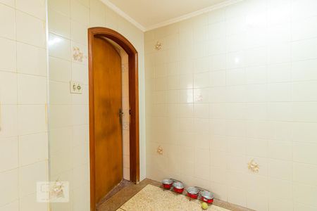 Casa à venda com 130m², 4 quartos e 2 vagas Casa à venda com 130m², 4 quartos e 2 vagasCozinha