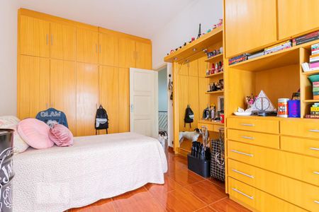 Casa à venda com 130m², 4 quartos e 2 vagas Casa à venda com 130m², 4 quartos e 2 vagasQuarto 2
