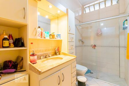 Casa à venda com 130m², 4 quartos e 2 vagas Casa à venda com 130m², 4 quartos e 2 vagasBanheiro da Suite