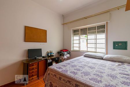 Casa à venda com 130m², 4 quartos e 2 vagas Casa à venda com 130m², 4 quartos e 2 vagasQuarto 3