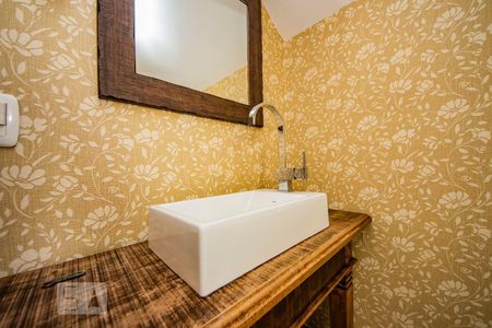 Apartamento para alugar com 145m², 3 quartos e 2 vagas Apartamento para alugar com 145m², 3 quartos e 2 vagasBanheiro 3