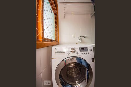 Apartamento para alugar com 145m², 3 quartos e 2 vagas Apartamento para alugar com 145m², 3 quartos e 2 vagasLavanderia