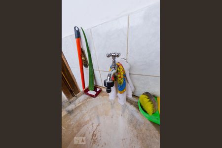 Casa à venda com 500m², 4 quartos e 3 vagas Casa à venda com 500m², 4 quartos e 3 vagasÁrea de serviço