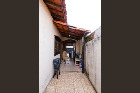 Casa à venda com 500m², 4 quartos e 3 vagas Casa à venda com 500m², 4 quartos e 3 vagasEntrada