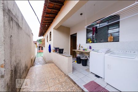 Casa à venda com 500m², 4 quartos e 3 vagas Casa à venda com 500m², 4 quartos e 3 vagasÁrea de serviço