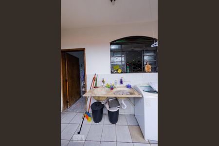 Casa à venda com 500m², 4 quartos e 3 vagas Casa à venda com 500m², 4 quartos e 3 vagasÁrea de serviço