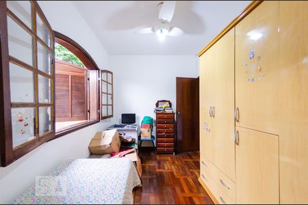 Quarto 2 de casa à venda com 4 quartos, 462m² em Betânia, Belo Horizonte