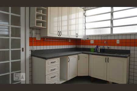 Apartamento à venda com 123m², 3 quartos e sem vagaCozinha