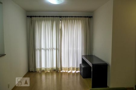 Apartamento para alugar com 55m², 2 quartos e 2 vagasSala