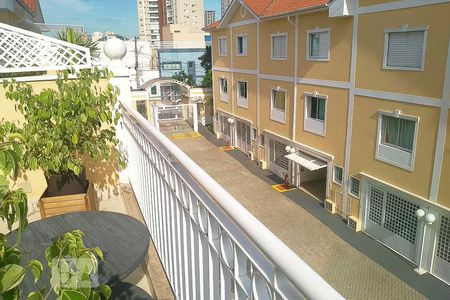 Casa de condomínio à venda com 135m², 3 quartos e 2 vagas Casa de condomínio à venda com 135m², 3 quartos e 2 vagasVaranda suíte 03