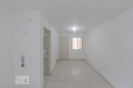 Sala  e cozinha de apartamento para alugar com 1 quarto, 33m² em Vila Matilde, São Paulo