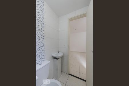 Banheiro Social de apartamento para alugar com 1 quarto, 33m² em Vila Matilde, São Paulo